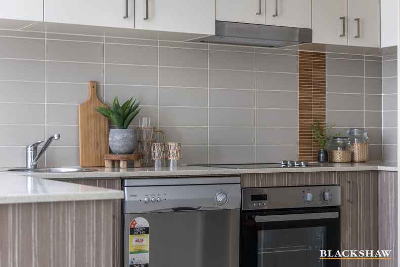 9/52 Swain Street Gungahlin