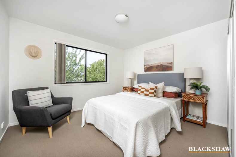 9/52 Swain Street Gungahlin