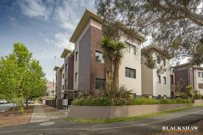 9/52 Swain Street Gungahlin