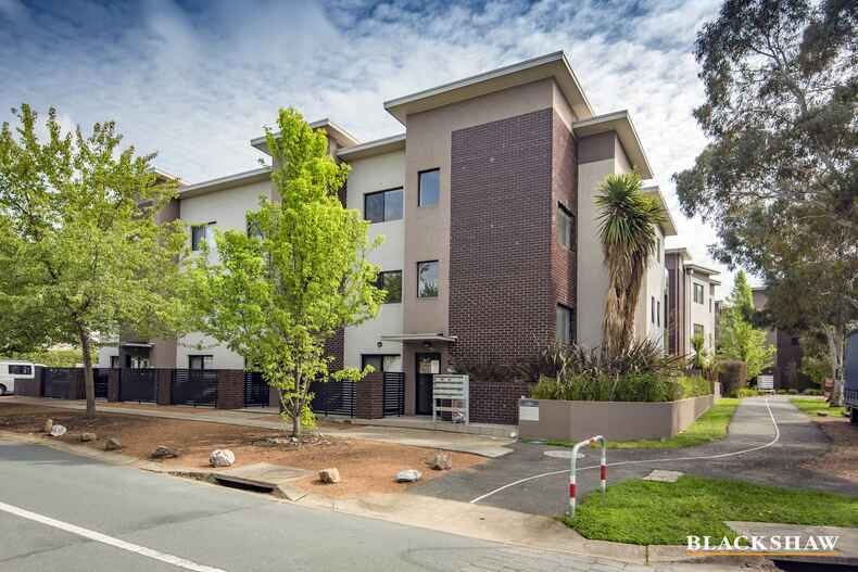 9/52 Swain Street Gungahlin