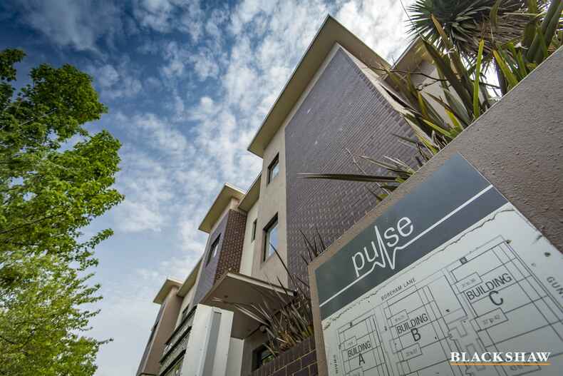 9/52 Swain Street Gungahlin