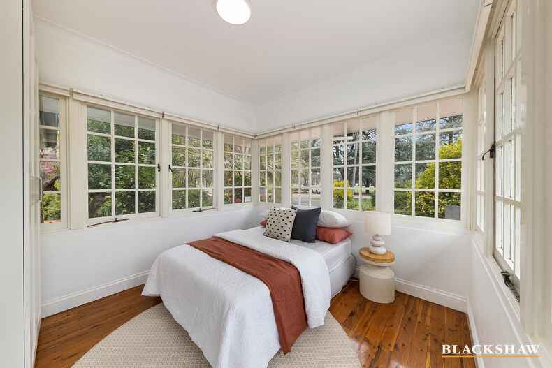 73 Euree Street Reid