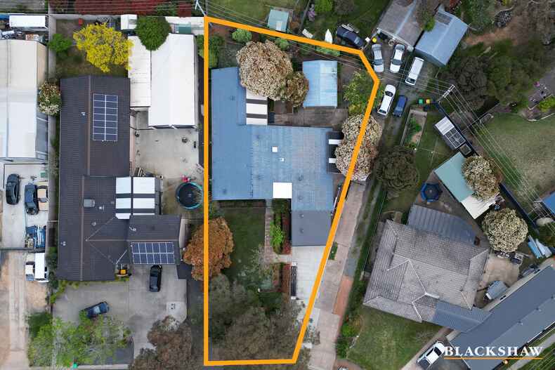 20 Dowthwaite Street Fraser 20 Dowthwaite Street Fraser