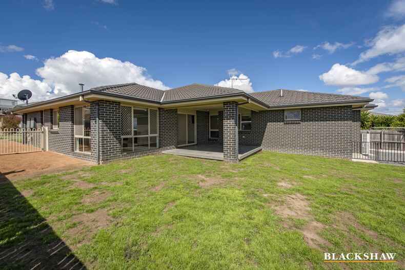 17 Essie Coffey Street Bonner 17 Essie Coffey Street Bonner