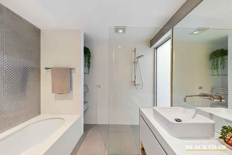 82 Dawes Street Kingston 82 Dawes Street Kingston