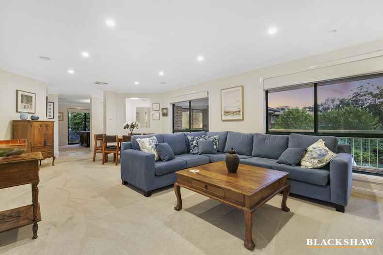 3 Dennis Place Jerrabomberra