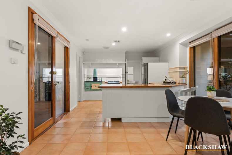 27 Weston Street Yarralumla 27 Weston Street Yarralumla