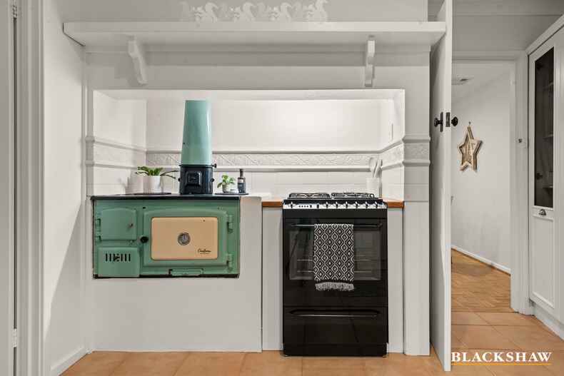 27 Weston Street Yarralumla 27 Weston Street Yarralumla