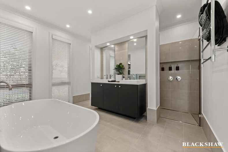 84 Wyndham Avenue Denman Prospect