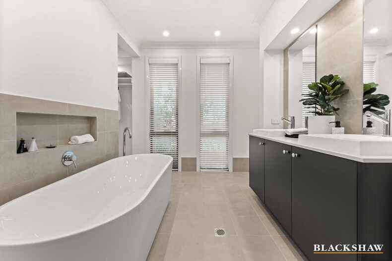 84 Wyndham Avenue Denman Prospect