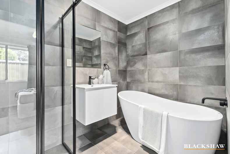 52 Hellmund Street Queanbeyan West 52 Hellmund Street Queanbeyan West