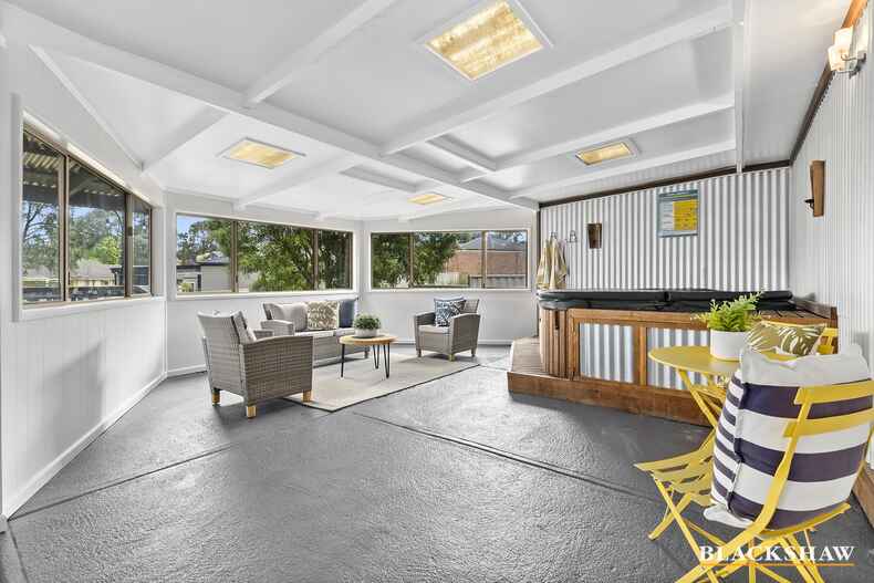 52 Hellmund Street Queanbeyan West 52 Hellmund Street Queanbeyan West