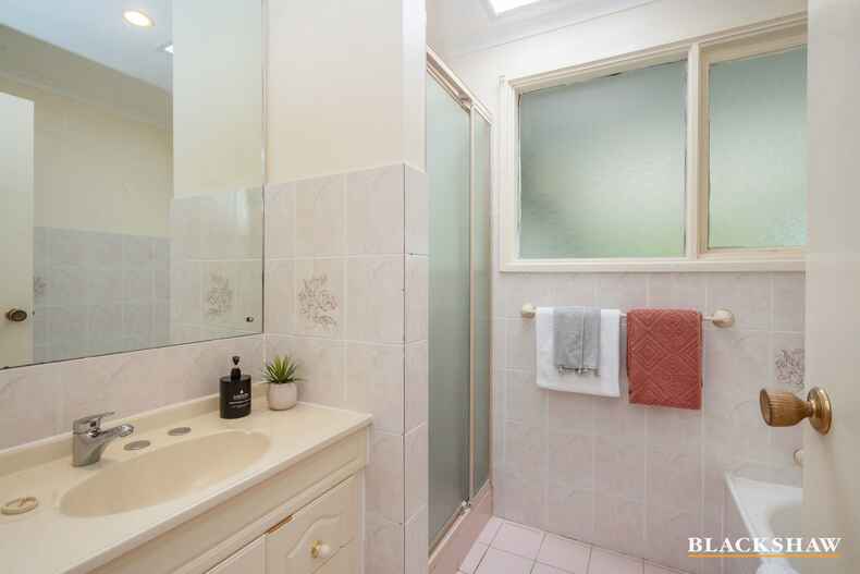 5 Geebung Place Rivett 5 Geebung Place Rivett