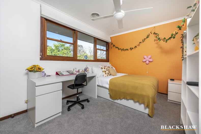 13 Schonell Circuit Oxley 13 Schonell Circuit Oxley