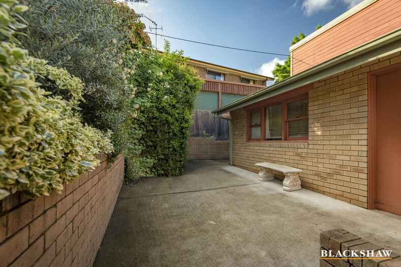 13 Schonell Circuit Oxley 13 Schonell Circuit Oxley