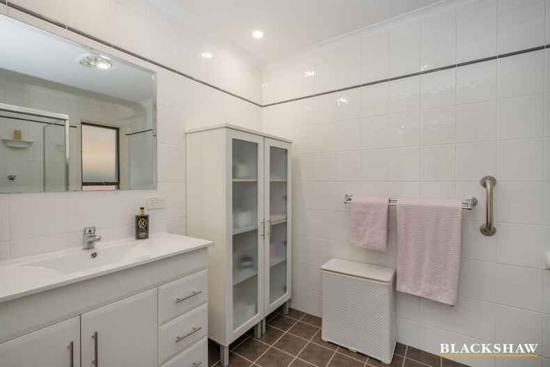 25 Dumas Street Mckellar 25 Dumas Street Mckellar