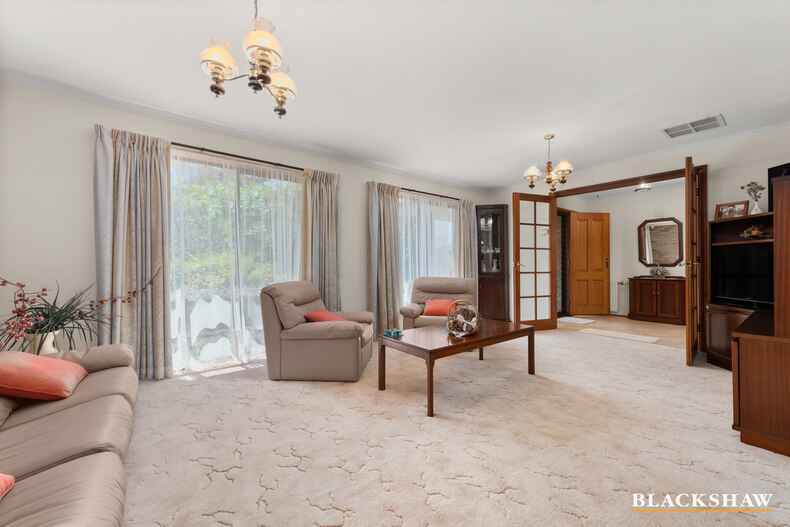 21 McTaggart Crescent Kambah 21 McTaggart Crescent Kambah