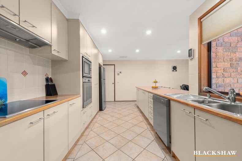 21 McTaggart Crescent Kambah 21 McTaggart Crescent Kambah