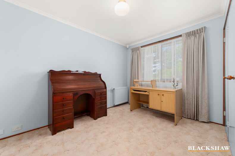 21 McTaggart Crescent Kambah 21 McTaggart Crescent Kambah