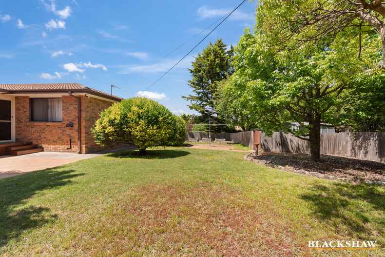 21 McTaggart Crescent Kambah 21 McTaggart Crescent Kambah