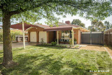 35 Quinlivan Crescent Dunlop