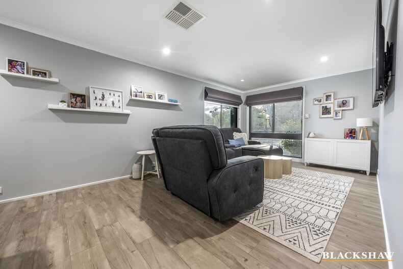 20 Emily Bulcock Crescent Gilmore 20 Emily Bulcock Crescent Gilmore