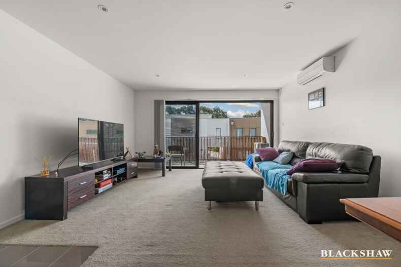 8/39 Jerrabomberra Avenue Narrabundah 8/39 Jerrabomberra Avenue Narrabundah