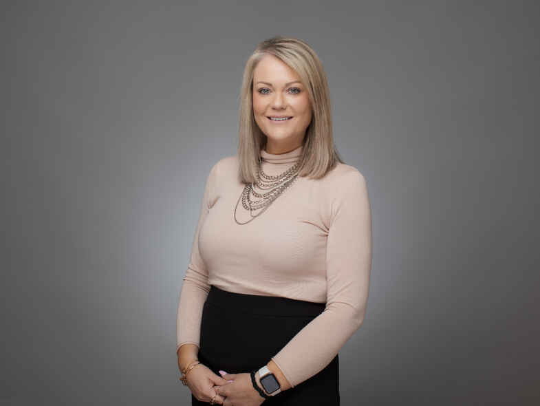 Agent Alex says she’s in the business of people, not property