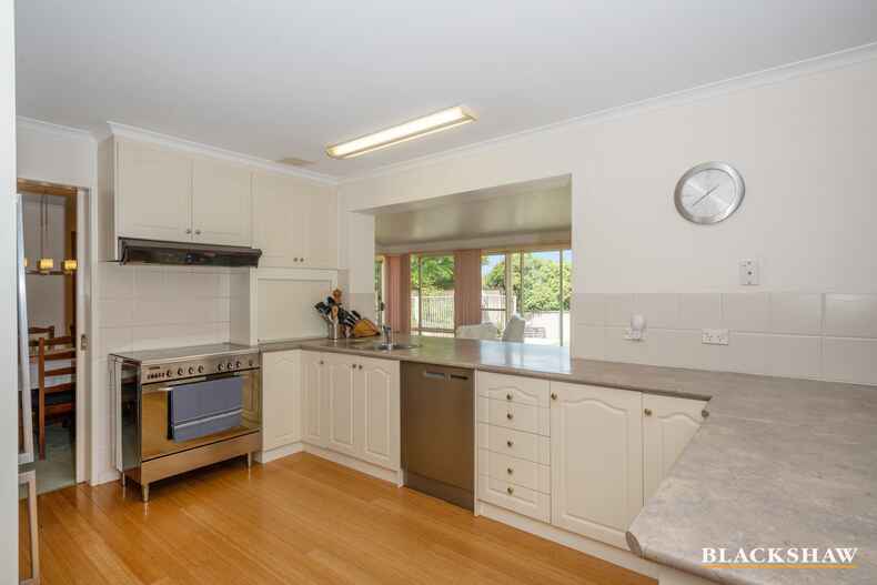 52 Rohan Rivett Crescent Mckellar 52 Rohan Rivett Crescent Mckellar