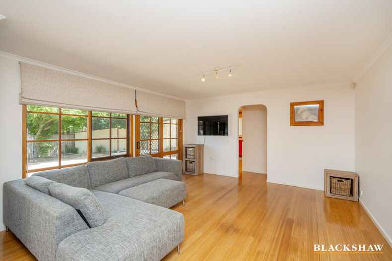 52 Rohan Rivett Crescent Mckellar 52 Rohan Rivett Crescent Mckellar