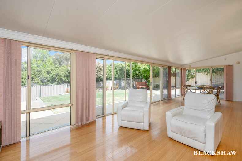 52 Rohan Rivett Crescent Mckellar 52 Rohan Rivett Crescent Mckellar