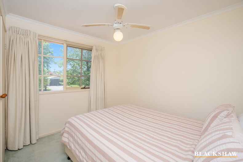 52 Rohan Rivett Crescent Mckellar 52 Rohan Rivett Crescent Mckellar