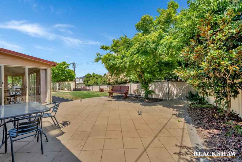 52 Rohan Rivett Crescent Mckellar 52 Rohan Rivett Crescent Mckellar