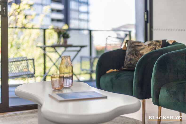 211/39 London Circuit City