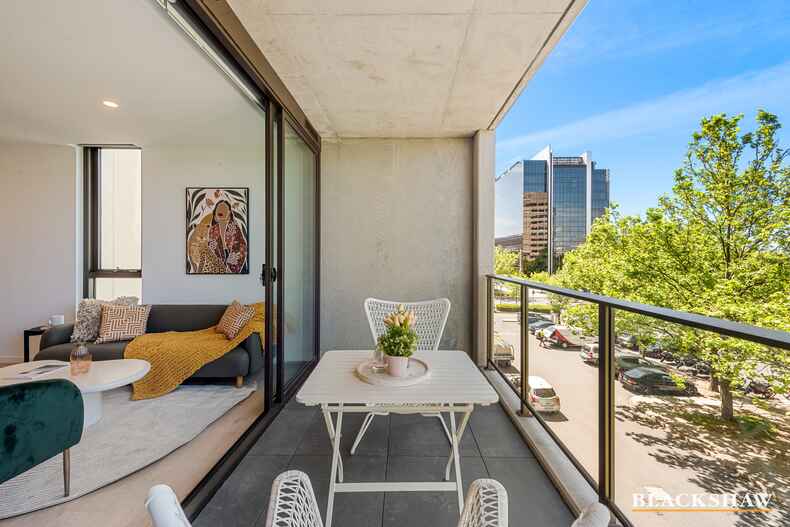 211/39 London Circuit City