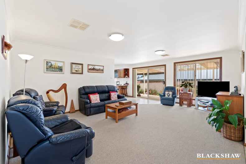 32 Courtenay Crescent Long Beach 32 Courtenay Crescent Long Beach