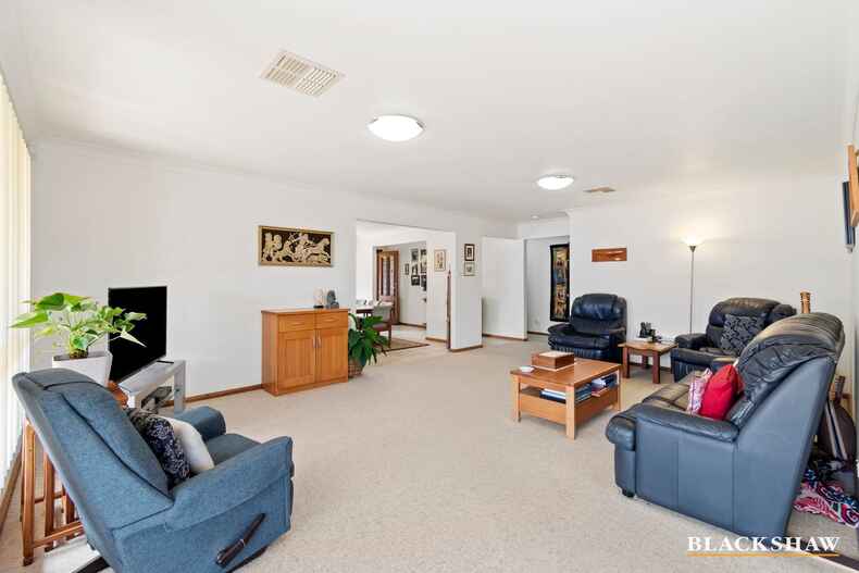 32 Courtenay Crescent Long Beach 32 Courtenay Crescent Long Beach