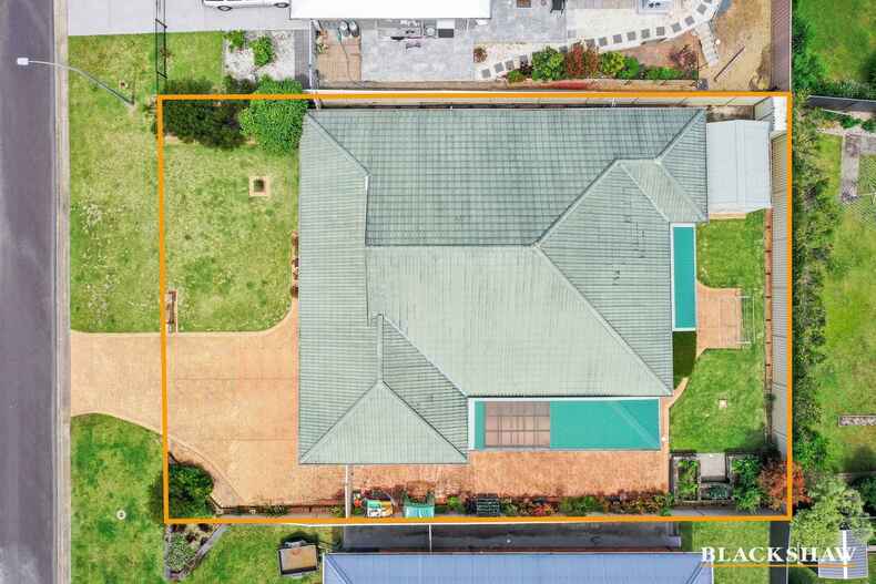 32 Courtenay Crescent Long Beach 32 Courtenay Crescent Long Beach