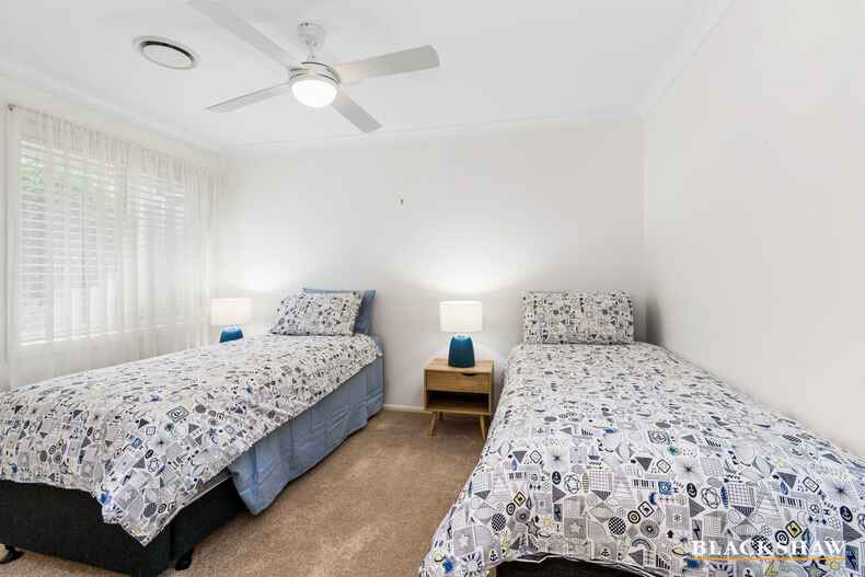 10 Stuart Place Sunshine Bay 10 Stuart Place Sunshine Bay