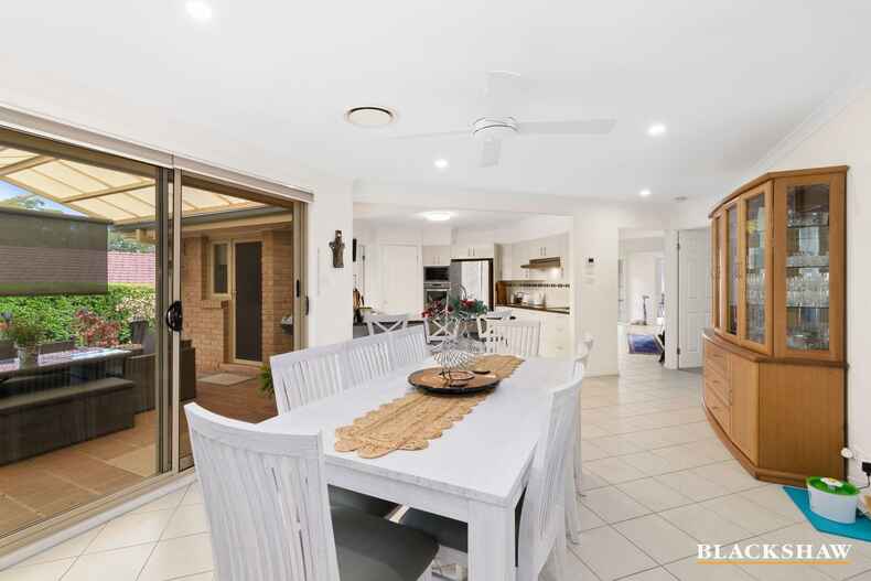 10 Stuart Place Sunshine Bay 10 Stuart Place Sunshine Bay