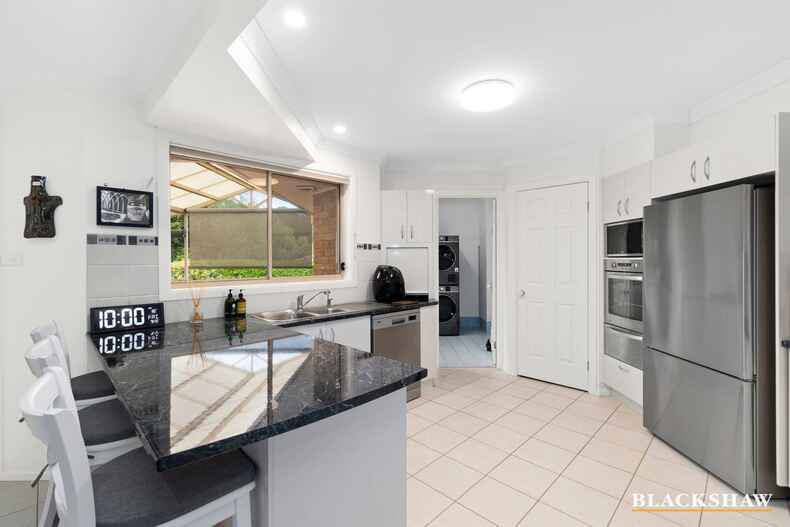 10 Stuart Place Sunshine Bay 10 Stuart Place Sunshine Bay