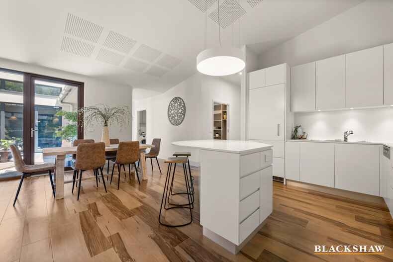 8 Truscott Street Campbell 8 Truscott Street Campbell