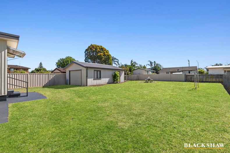 61 Golf Links Drive Batemans Bay 61 Golf Links Drive Batemans Bay