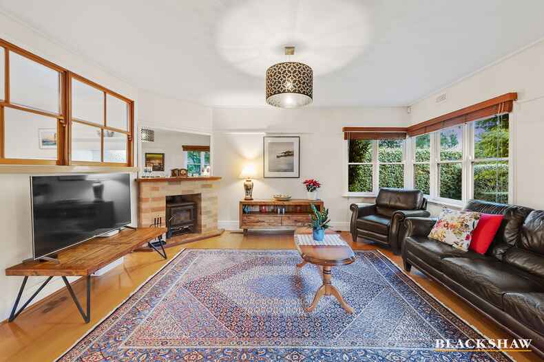 10 Abbott Street Yarralumla 10 Abbott Street Yarralumla