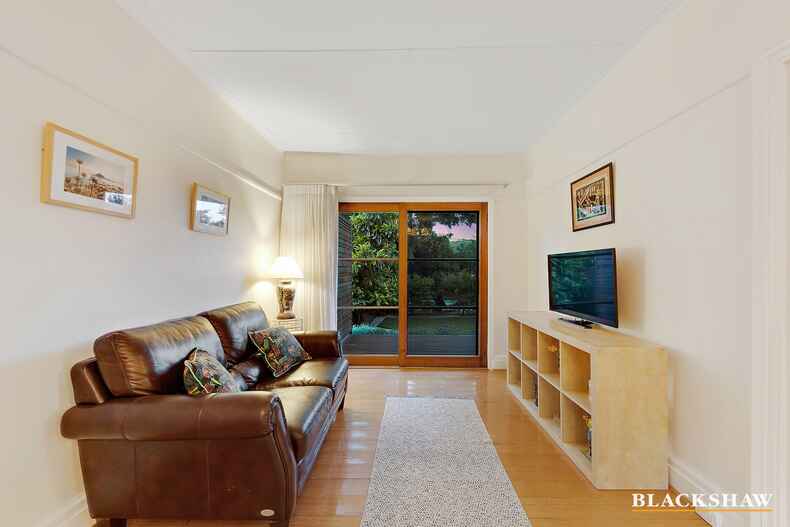 10 Abbott Street Yarralumla 10 Abbott Street Yarralumla