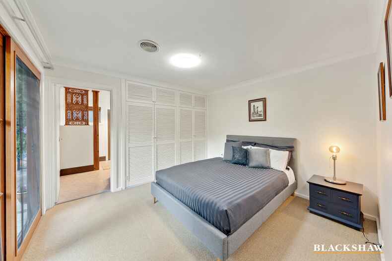 10 Abbott Street Yarralumla 10 Abbott Street Yarralumla