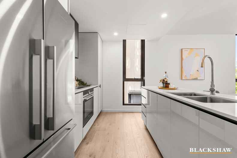 211/39 London Circuit City 211/39 London Circuit City