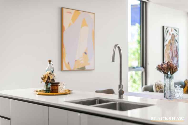 211/39 London Circuit City 211/39 London Circuit City