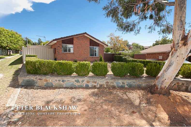 10 O'Connor Circuit Calwell 10 O'Connor Circuit Calwell