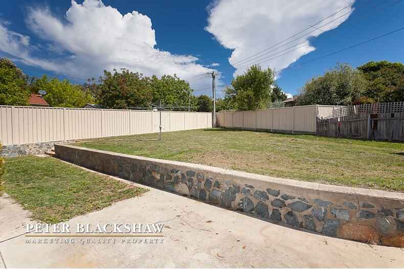 10 O'Connor Circuit Calwell 10 O'Connor Circuit Calwell